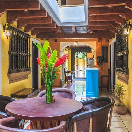 Hotel Casa Santa Lucia Antigua Exterior photo