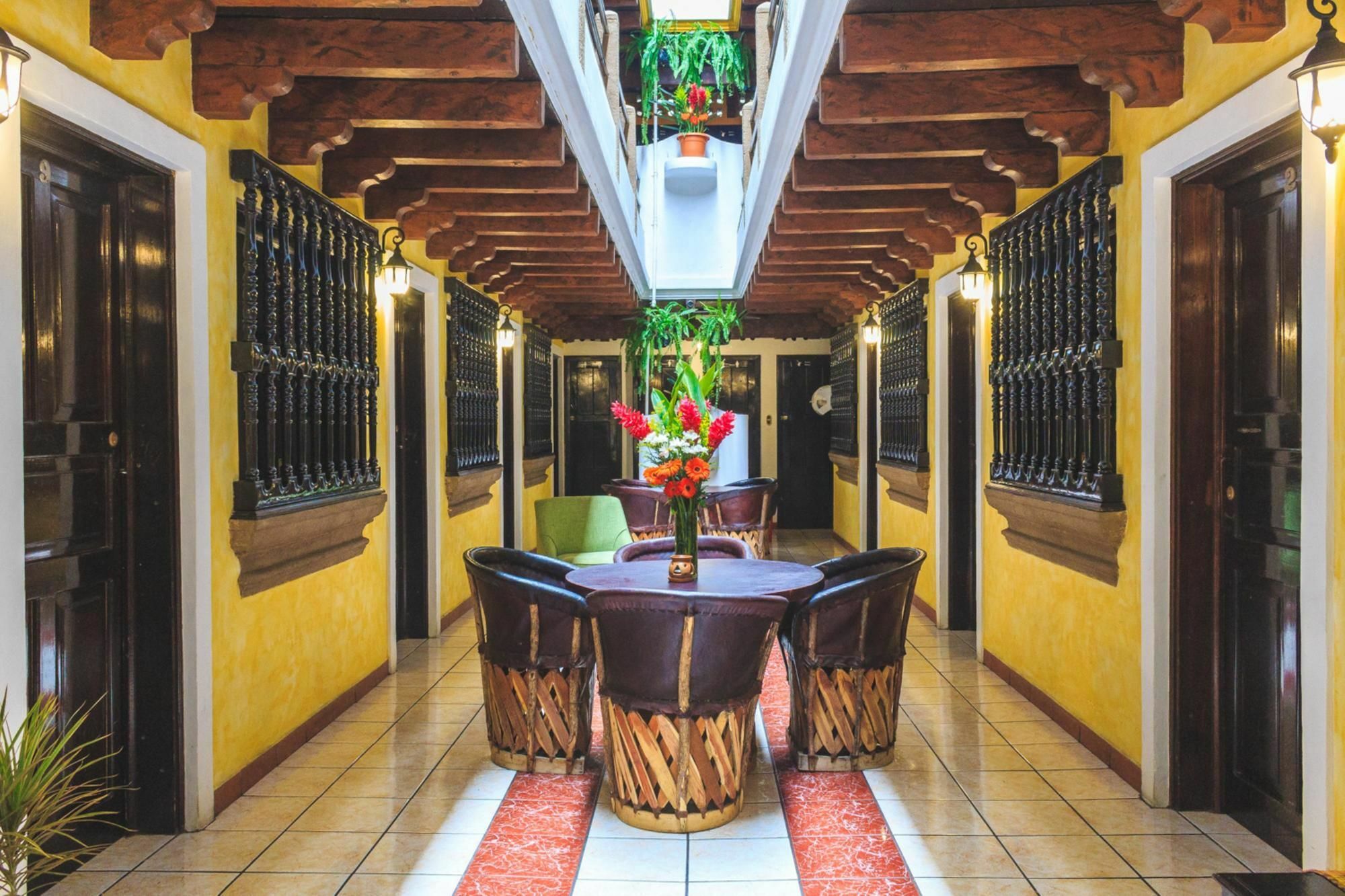 Hotel Casa Santa Lucia Antigua Exterior photo