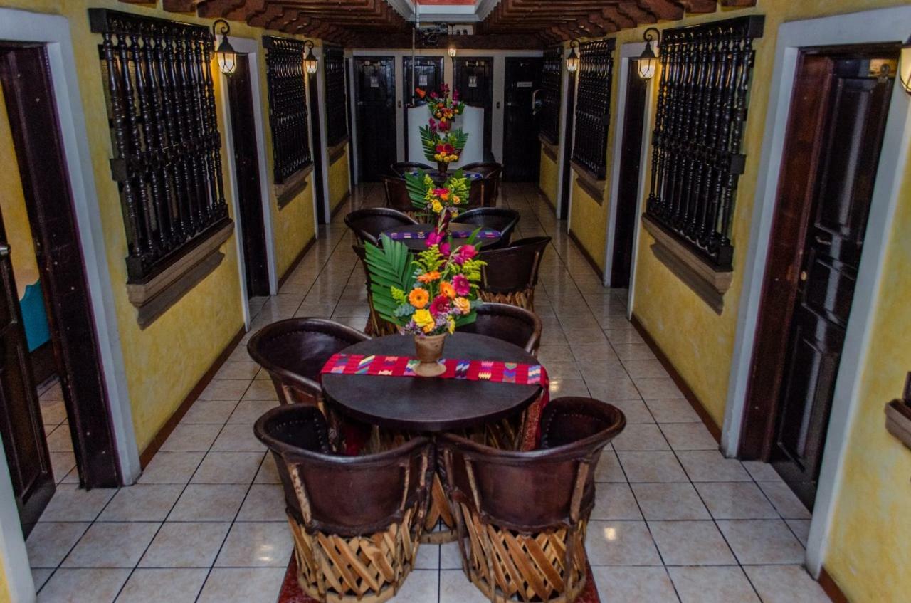Hotel Casa Santa Lucia Antigua Exterior photo